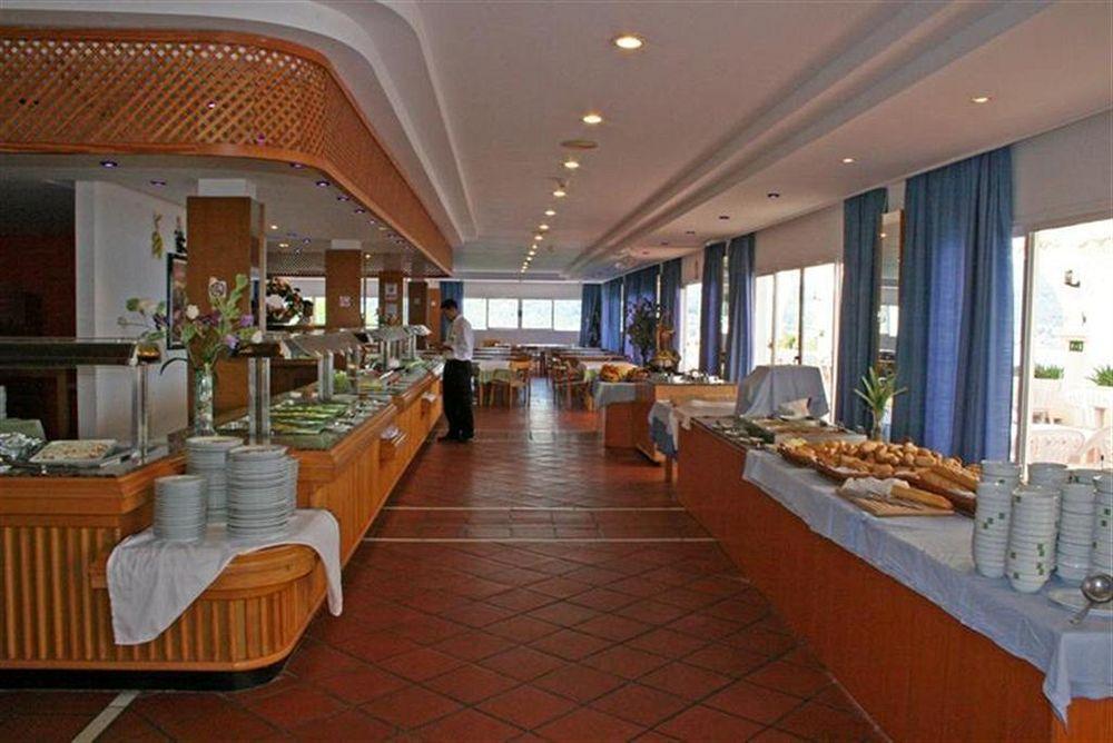 D-H Club Vista Bahia Hotel Portinatx Exterior photo